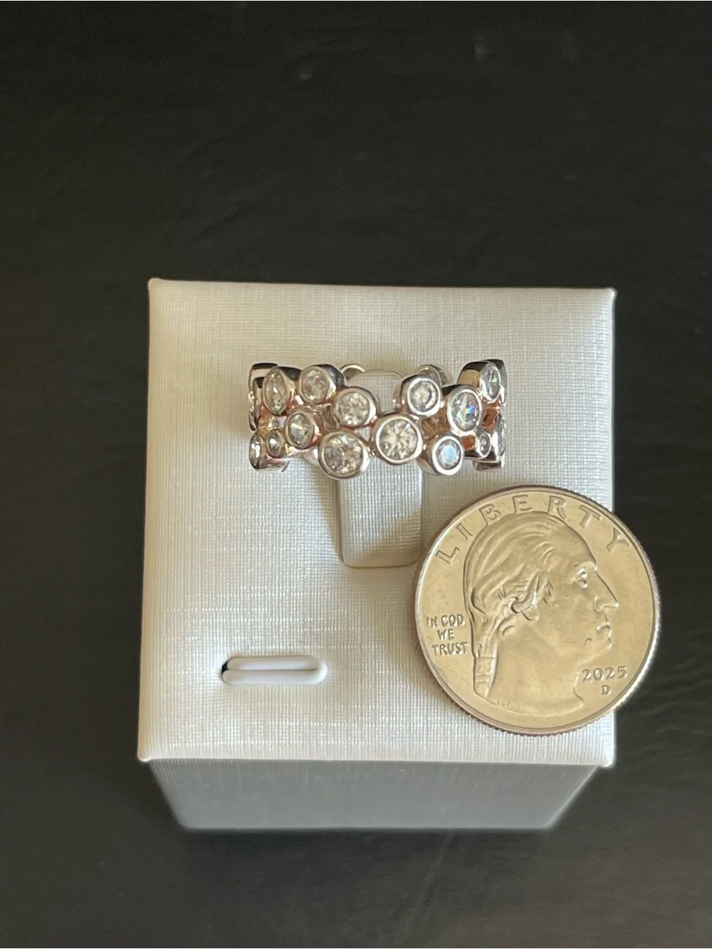 925 sterling Silver Cubic Zirconia Bubble Band Ring .
